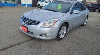 2012 Nissan Altima SR